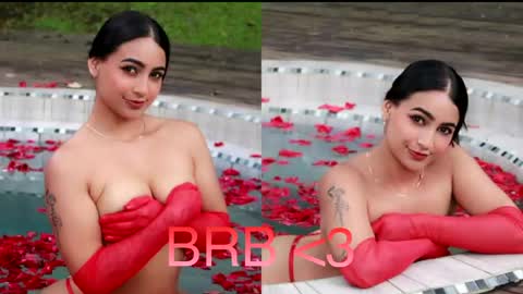Ashly Rouxx online show from May 2026 11:12:03 PM