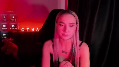 Mila online show from March 2026 04:39:02 AM