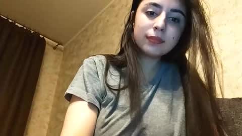 Lina online show from October 2025 01:26:02 PM