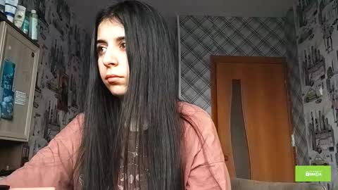 Lina online show from November 2025 03:52:01 AM