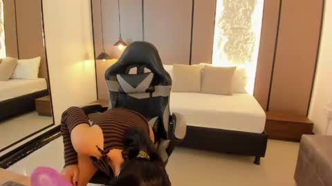 Snapshot of asia_miracle chatting on May 2026 08:37:01 PM A S I A online show from May 2026 08:37:01 PM