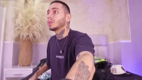 AsiaMiller online show from December 2025 04:28:02 AM