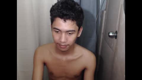 asian_ainsley69 online show from April 2026 05:48:02 PM