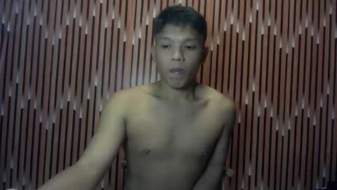 Snapshot of asian_calid22xx chatting on May 2026 04:15:01 PM asian_calid22xx online show from May 2026 04:15:01 PM