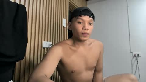 Snapshot of asian_calid22xx chatting on June 2026 08:23:01 PM asian_calid22xx online show from June 2026 08:23:01 PM