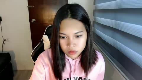 Snapshot of asian_cecilyxx chatting on January 2025 03:22:02 AM Cecily online show from January 2025 03:22:02 AM