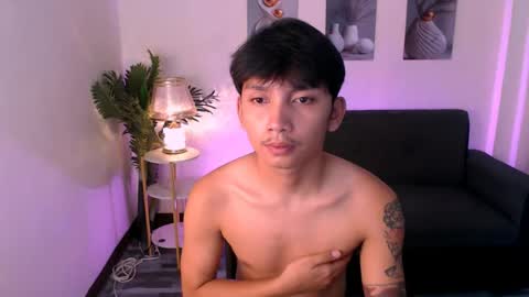 asian_hugedickx online show from July 2026 05:12:02 PM