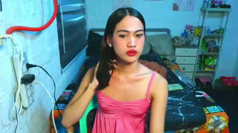 Snapshot of asian_loraine chatting on June 2026 05:17:02 AM LOVELY LORAINE online show from June 2026 05:17:02 AM
