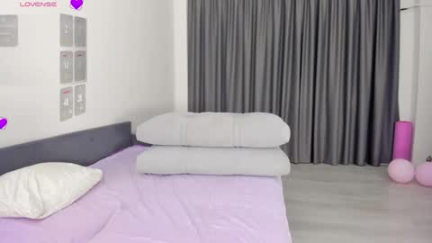 asian_loverpop online show from June 2026 03:41:01 AM