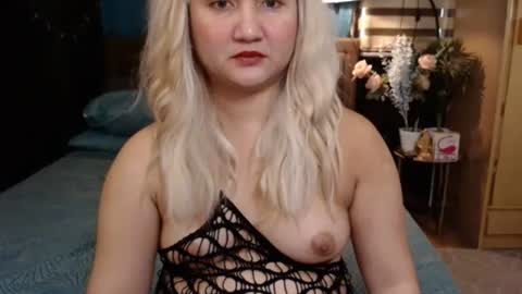 angela online show from October 2025 01:37:02 AM