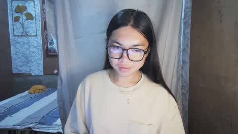 Rhean online show from December 2025 10:04:02 PM