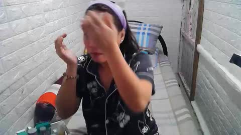 Snapshot of asian_sexydimples chatting on September 2025 12:05:02 PM Trixie online show from September 2025 12:05:02 PM