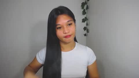 Snapshot of asian_yannie chatting on November 2025 07:16:02 PM Yan online show from November 2025 07:16:02 PM