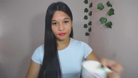 Snapshot of asian_yannie chatting on January 2026 09:00:02 AM Yan online show from January 2026 09:00:02 AM