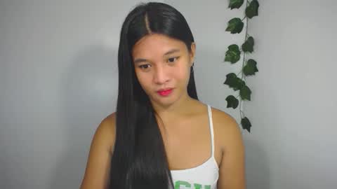 Snapshot of asian_yannie chatting on February 2026 07:41:01 PM Yan online show from February 2026 07:41:01 PM