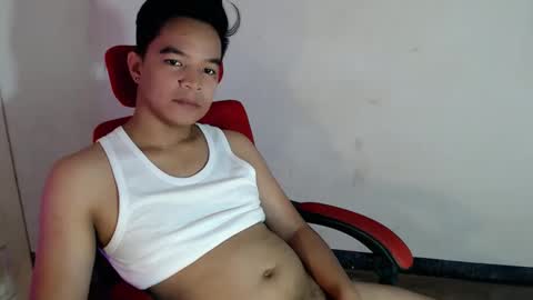 Snapshot of asianash18 chatting on June 2026 10:08:01 PM ASH online show from June 2026 10:08:01 PM