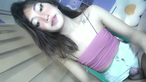 Snapshot of asianbarbie05 chatting on December 2025 04:02:01 PM SOFIA online show from December 2025 04:02:01 PM