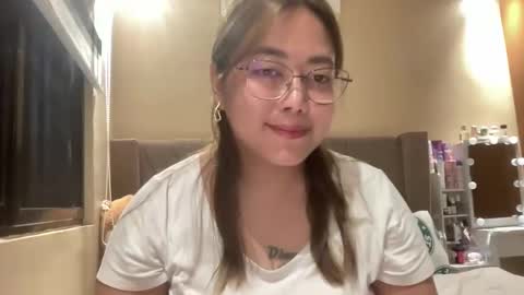 Curvy online show from October 2025 10:15:01 AM