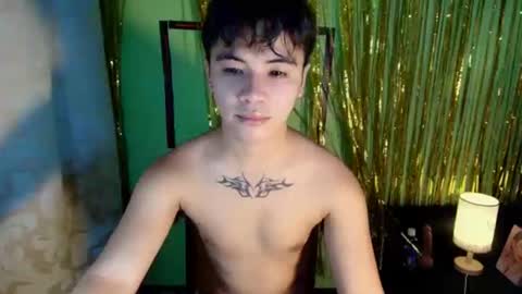 Snapshot of asiancarl_bigcock chatting on November 2025 10:48:02 AM kairo dewji in ifbi online show from November 2025 10:48:02 AM