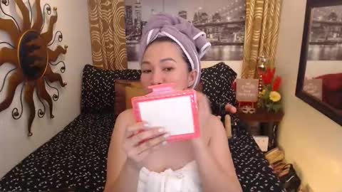 Snapshot of asianhotjasmin chatting on December 2025 01:17:04 PM asianhotjasmin online show from December 2025 01:17:04 PM