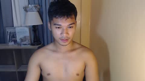 Snapshot of asianhunk_jamesx chatting on October 2025 09:26:02 AM asianhunk_jamesx online show from October 2025 09:26:02 AM