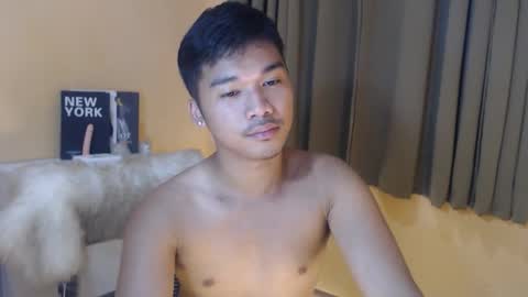 Snapshot of asianhunk_jamesx chatting on November 2025 10:31:02 PM asianhunk_jamesx online show from November 2025 10:31:02 PM