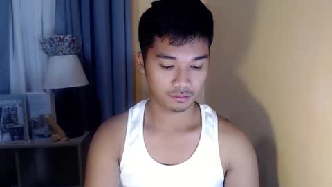 Snapshot of asianhunk_jamesx chatting on November 2025 05:33:02 PM asianhunk_jamesx online show from November 2025 05:33:02 PM