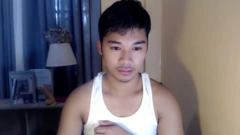 Snapshot of asianhunk_jamesx chatting on November 2025 06:12:01 AM asianhunk_jamesx online show from November 2025 06:12:01 AM