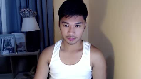 Snapshot of asianhunk_jamesx chatting on November 2025 10:48:01 AM asianhunk_jamesx online show from November 2025 10:48:01 AM