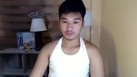 Snapshot of asianhunk_jamesx chatting on November 2025 05:52:01 AM asianhunk_jamesx online show from November 2025 05:52:01 AM