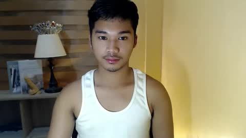 Snapshot of asianhunk_jamesx chatting on November 2025 09:47:01 PM asianhunk_jamesx online show from November 2025 09:47:01 PM
