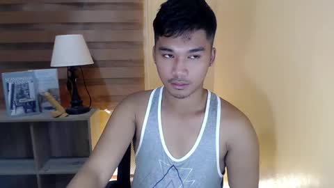 Snapshot of asianhunk_jamesx chatting on November 2025 12:04:01 PM asianhunk_jamesx online show from November 2025 12:04:01 PM