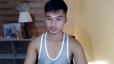 Snapshot of asianhunk_jamesx chatting on November 2025 12:49:02 PM asianhunk_jamesx online show from November 2025 12:49:02 PM