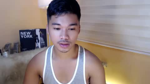 Snapshot of asianhunk_jamesx chatting on November 2025 04:01:02 AM asianhunk_jamesx online show from November 2025 04:01:02 AM