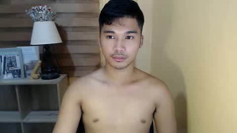 Snapshot of asianhunk_jamesx chatting on November 2025 05:03:01 PM asianhunk_jamesx online show from November 2025 05:03:01 PM