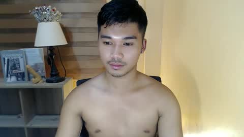 Snapshot of asianhunk_jamesx chatting on November 2025 05:26:01 PM asianhunk_jamesx online show from November 2025 05:26:01 PM
