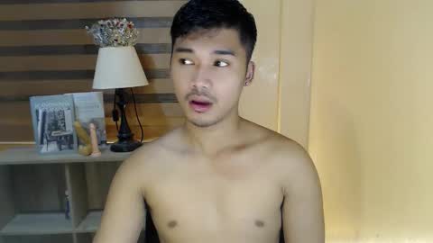 Snapshot of asianhunk_jamesx chatting on November 2025 10:30:01 AM asianhunk_jamesx online show from November 2025 10:30:01 AM