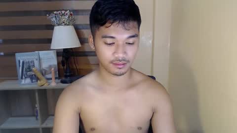 Snapshot of asianhunk_jamesx chatting on November 2025 10:36:01 PM asianhunk_jamesx online show from November 2025 10:36:01 PM