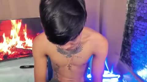 Snapshot of asianplayboyx chatting on November 2025 05:24:01 PM mark online show from November 2025 05:24:01 PM