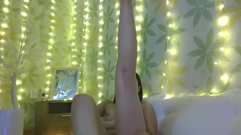 Snapshot of asianshiny chatting on January 2025 05:58:01 AM Alice online show from January 2025 05:58:01 AM