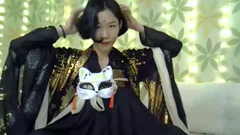 Snapshot of asianshiny chatting on October 2025 01:01:01 PM Alice online show from October 2025 01:01:01 PM