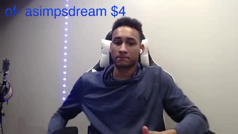 Snapshot of asimpsdream chatting on January 2025 02:22:01 AM asimpsdream online show from January 2025 02:22:01 AM