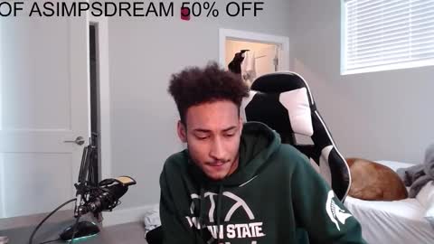 Snapshot of asimpsdream chatting on October 2025 01:31:02 PM asimpsdream online show from October 2025 01:31:02 PM