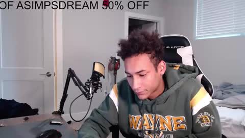 Snapshot of asimpsdream chatting on November 2025 01:35:02 PM asimpsdream online show from November 2025 01:35:02 PM