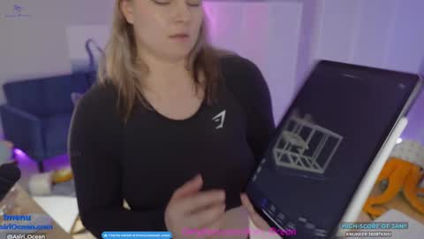 Asiri   pronounced Ah-siri Please no nicknames   3 online show from January 2025 08:54:01 PM