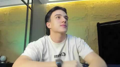 Aslan  online show from March 2026 03:23:02 AM