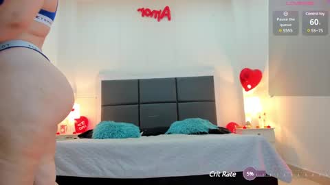 Snapshot of aslhyn_gomez chatting on February 2025 07:49:01 PM Aslhyn online show from February 2025 07:49:01 PM