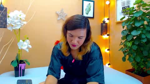 ASLY online show from October 2025 03:21:02 PM