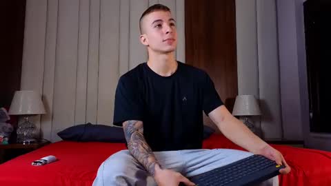 Snapshot of asmodeo_cox chatting on January 2025 11:03:02 PM Asmodeo - online show from January 2025 11:03:02 PM