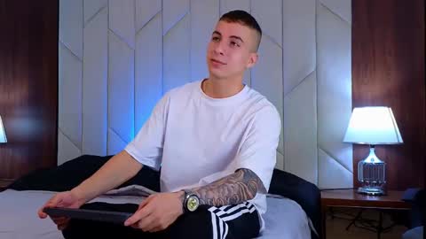 Snapshot of asmodeo_cox chatting on January 2025 11:37:02 PM Asmodeo - online show from January 2025 11:37:02 PM